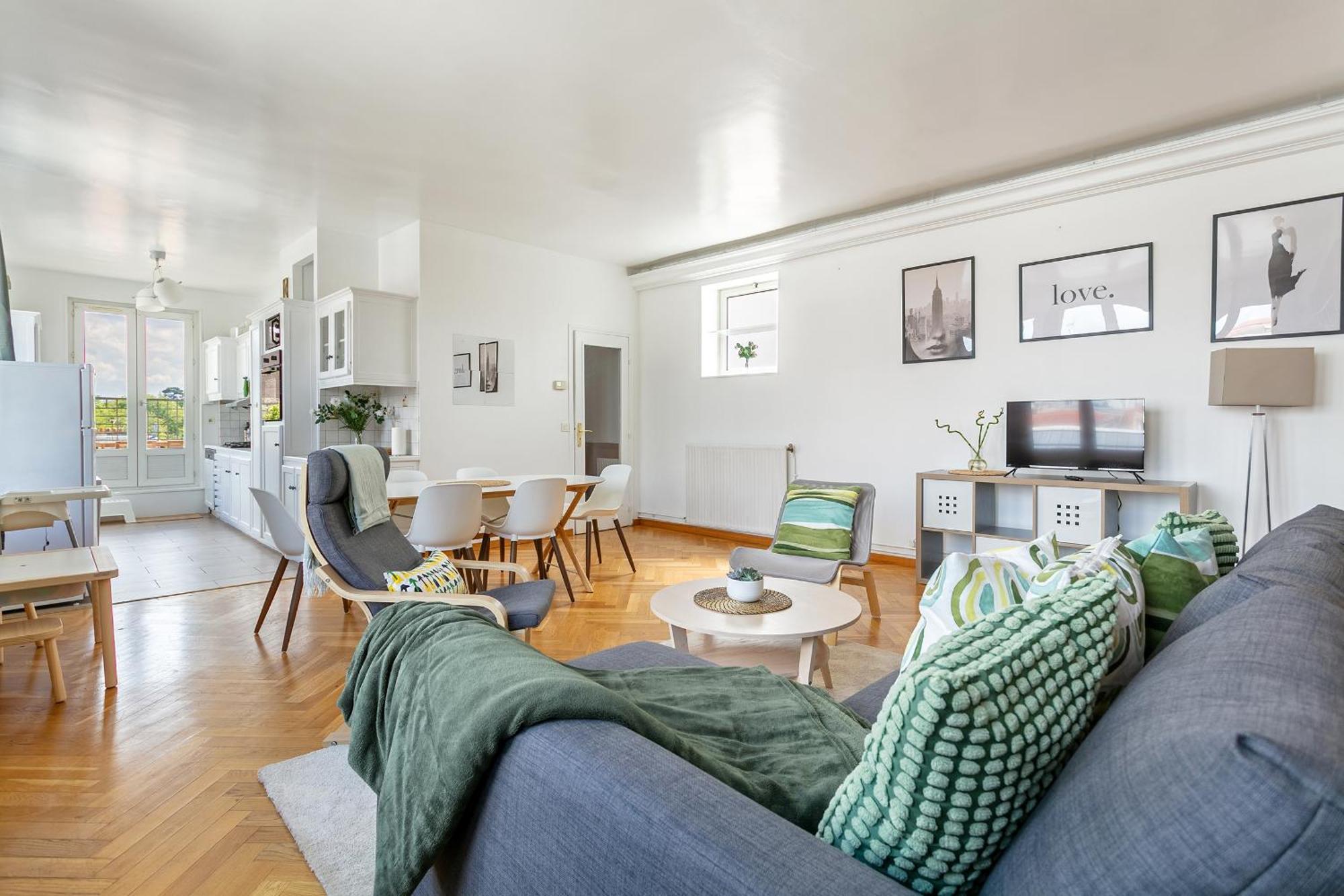 Parisian Penthouse With Large Terrasse Apartment Pierrefitte-sur-Seine Exterior photo